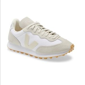 Veja Rio Branco Sneakers